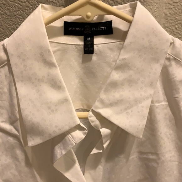Audrey Talbott women’s button down size M - Picture 4 of 4